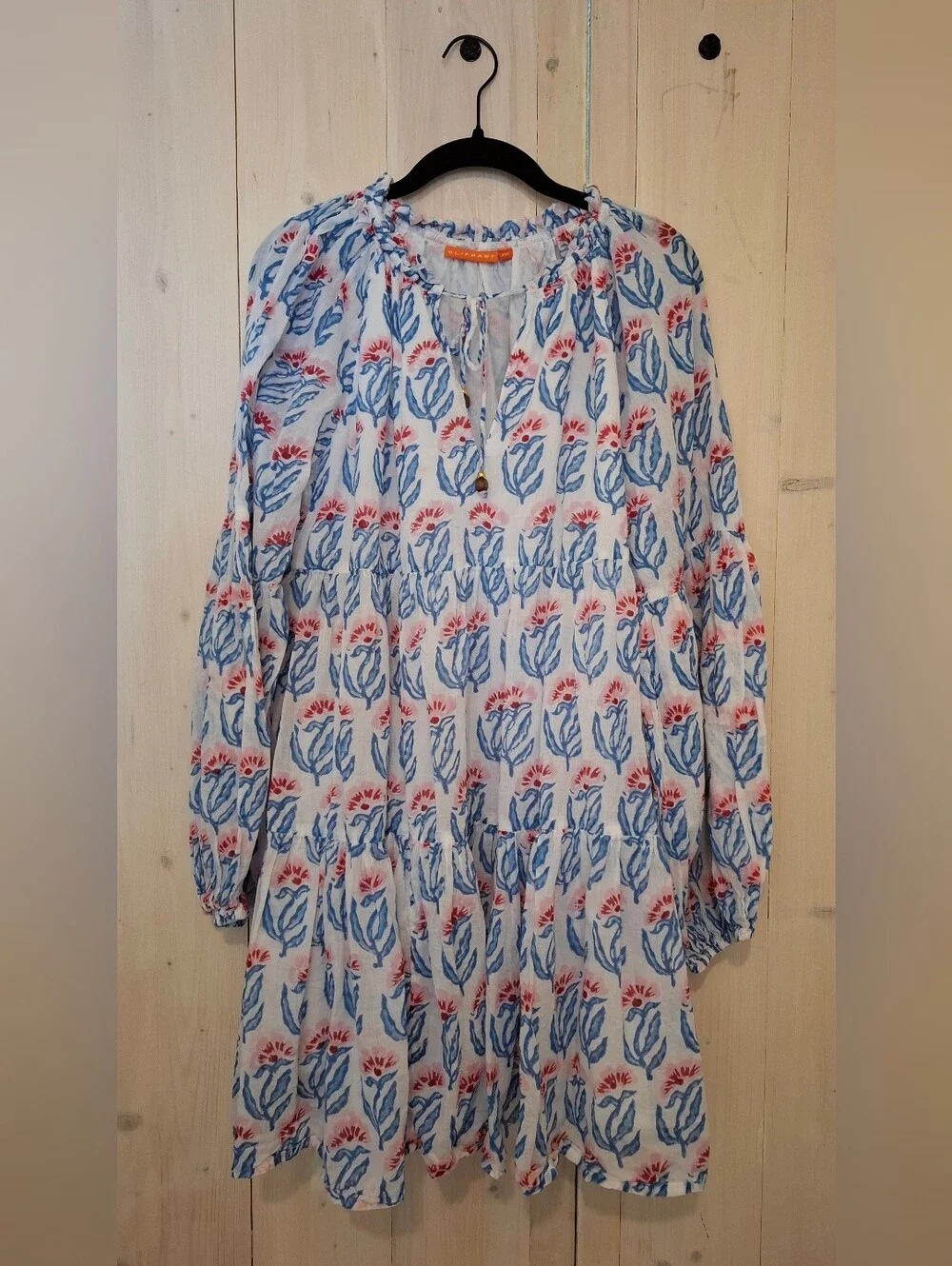 Oliphant balloon sleeve